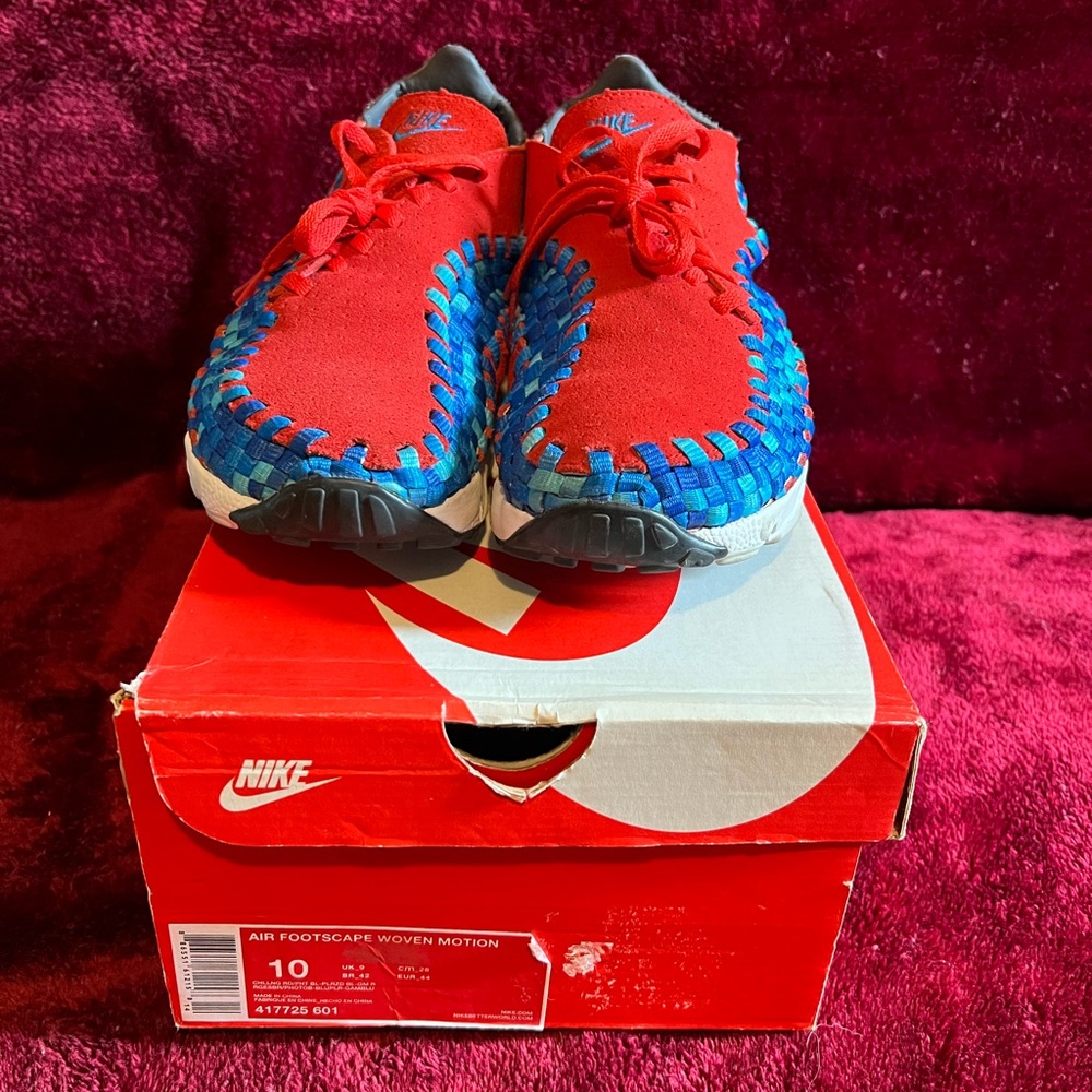 Nike footscape Woven Red and Blue